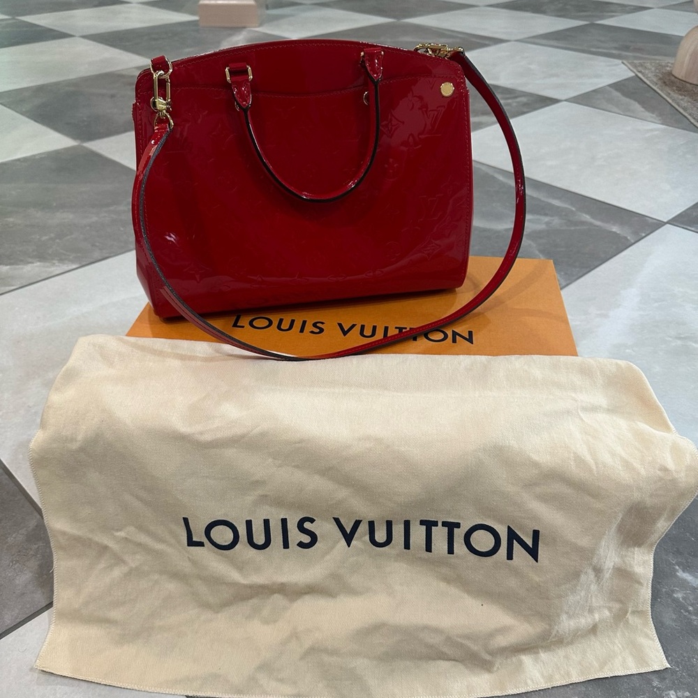 Louis Vuitton Red Vernis Shoulder Bag